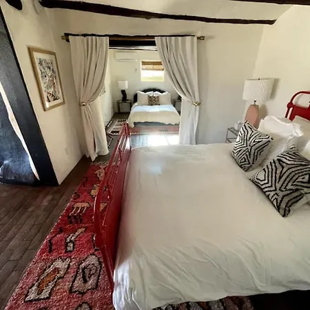 Spacious Stylish Niji Holiday home Santa Fe